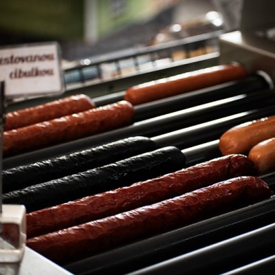 Občerstvení a párky v rohlíku